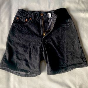 ‘90’s Levi relaxed fit 550 black size 3